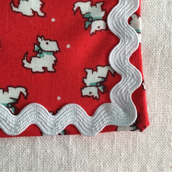 Handmade Retro Style Scottie Dog Holiday Napkins, Set of 2 - Picture 12 of 13